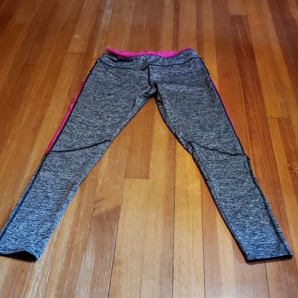 EUC Activewear Leggings - Picture 2 of 5